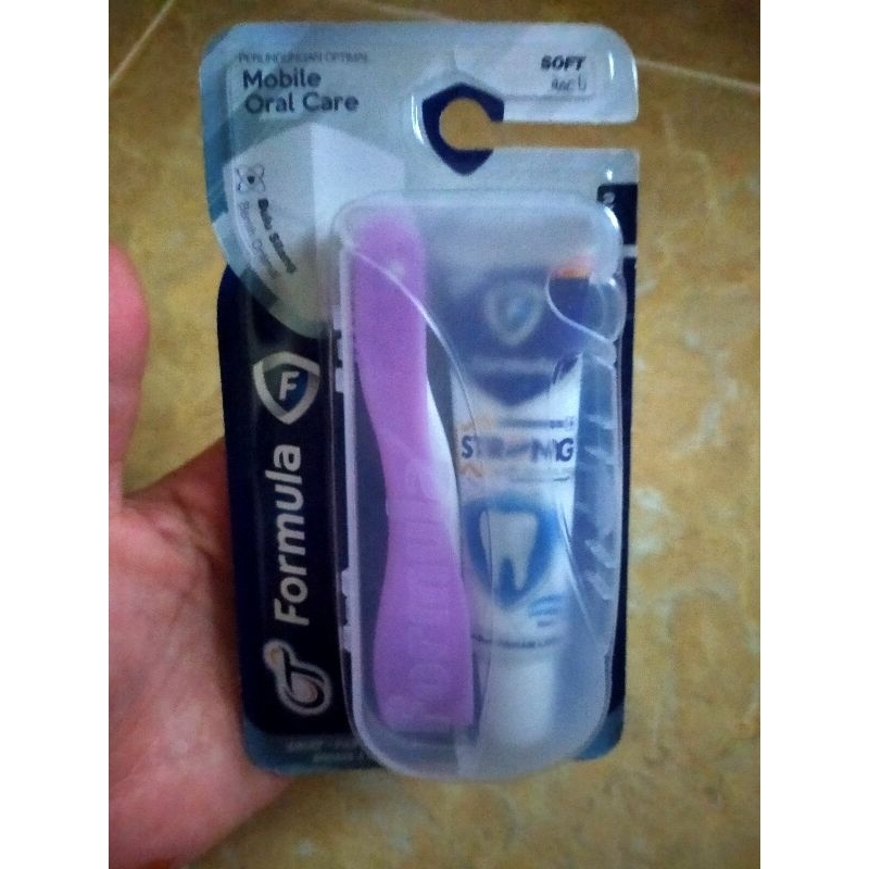 Sikat Gigi Travel Formula Mobile Oral Care Travel Size