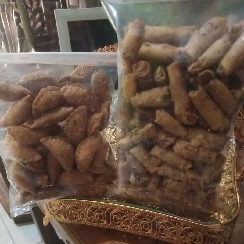 

sumpia udang, pastel