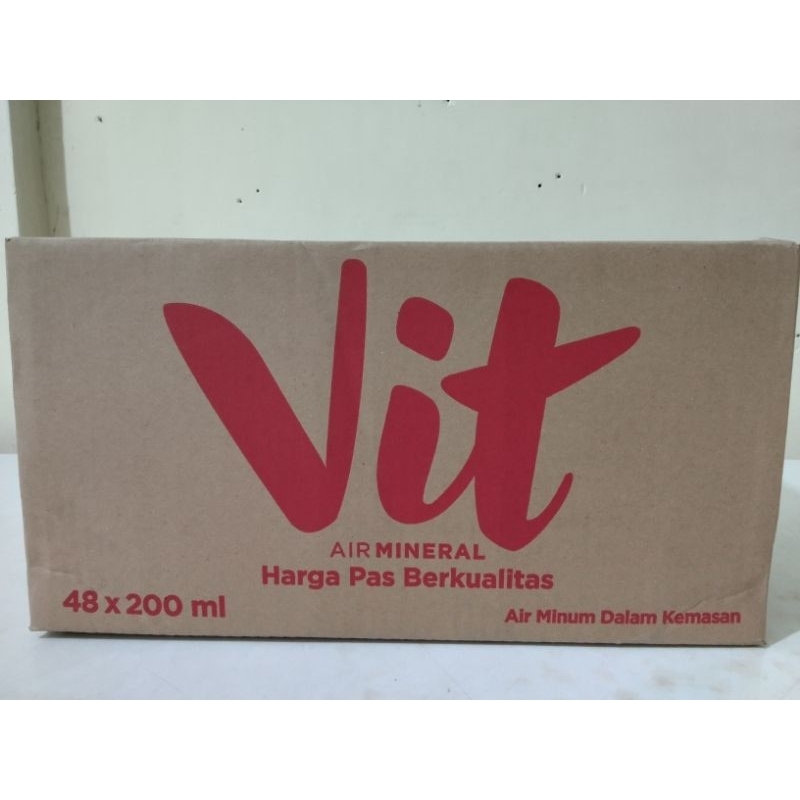 

Vit Air Mineral Gelas 200ml isi 48 botol