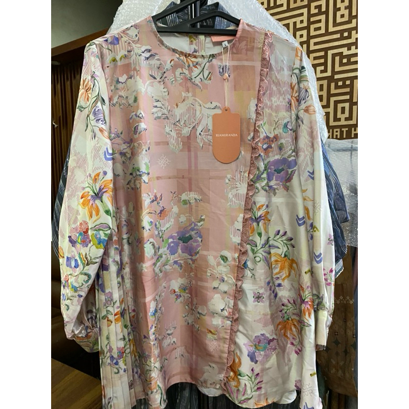 Preloved Kolara Top Ria Miranda PL Tunik RiaMiranda Tunic RM BS BJ WK VZ ZS BnB