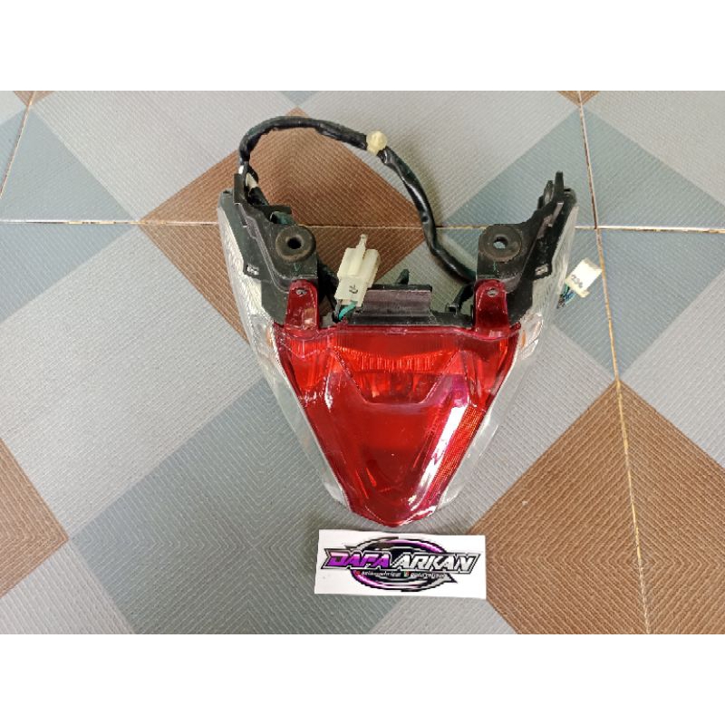 stopan lampu belakang beat deluxe komplit kabel (original copotan motor)