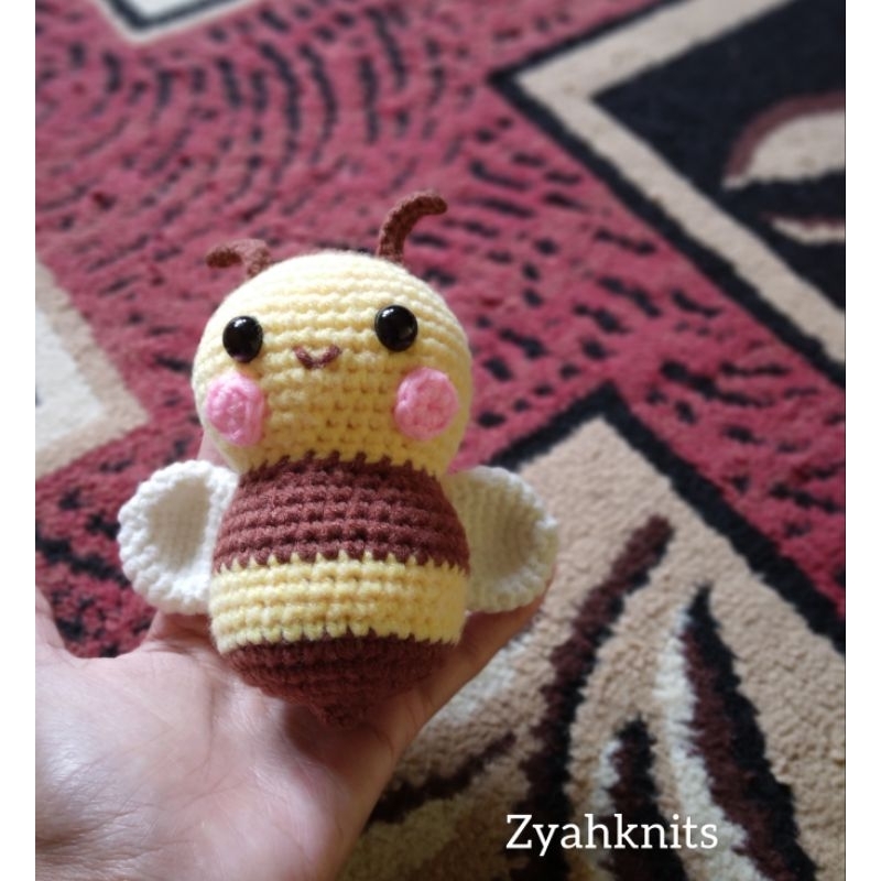 GANTUNGAN KEYCHAIN RAJUT LEBAH/AMIGURUMI LEBAH