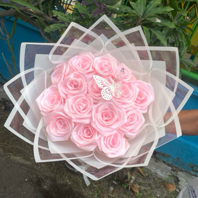 

BUKET FLAWRELbuket pita satin 15 tangkai