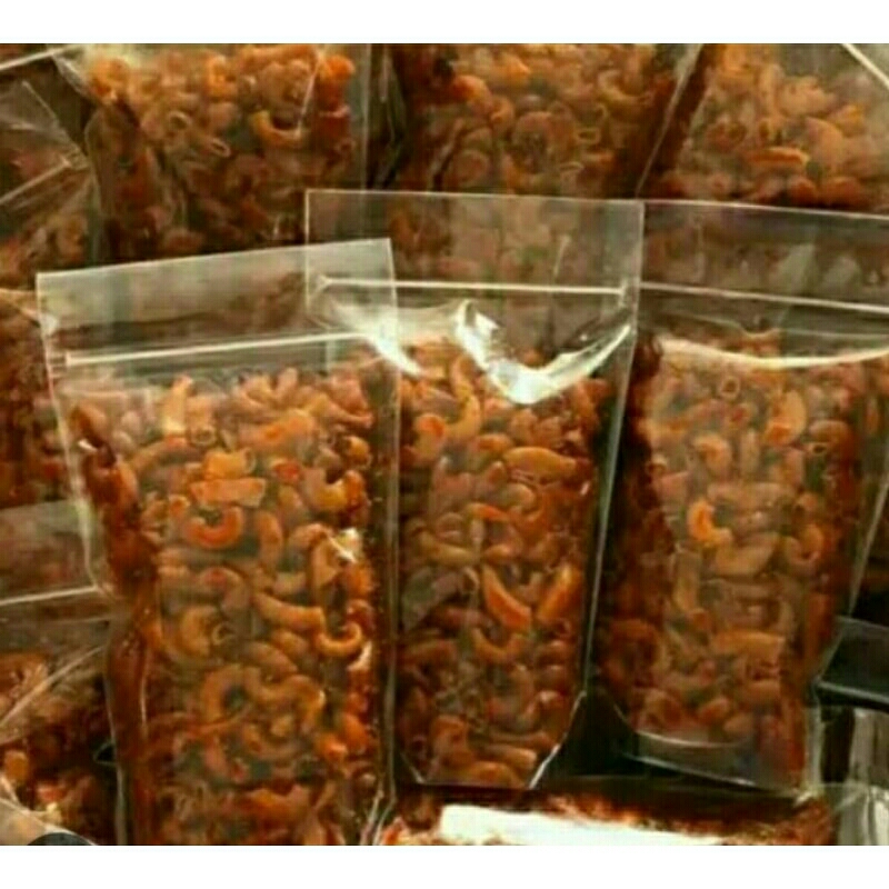 

paket 3 pouch makaroni keriuk pedas gurih