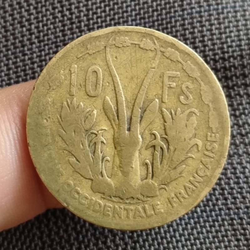 Koin Kuno French West Africa 10 Francs 1956 kepala rusa