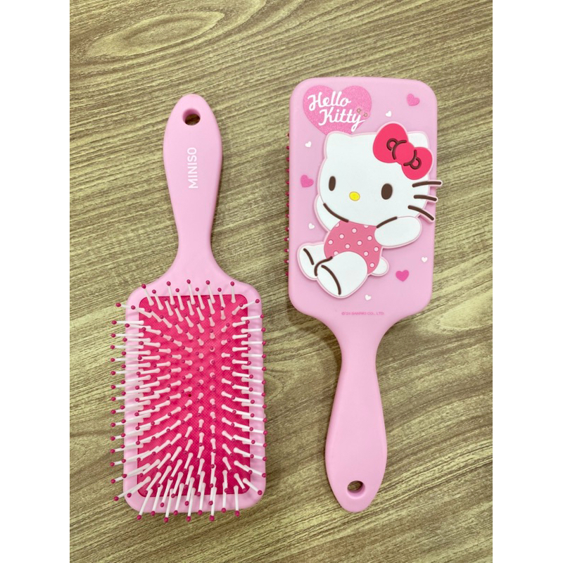 MINISO Sanrio Cushion Massager Brush Hello Kitty/Miniso Sisir Pijat Refleksi Nyaman