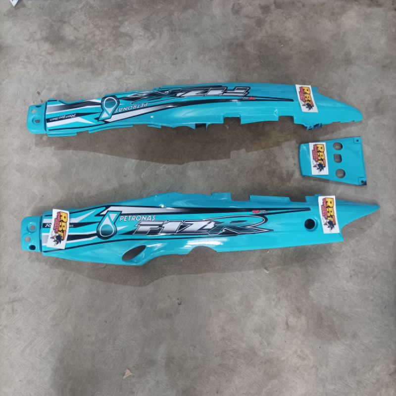 cover body fiz r body samping fiz r model petronas bonus striping full body