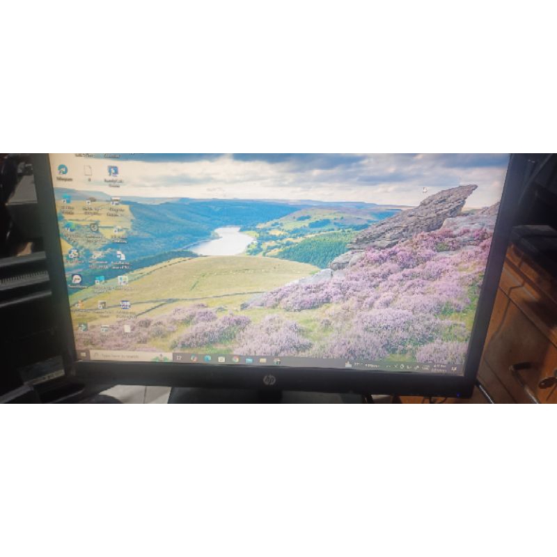 monitor LED hp 19 minus baret bonus kabel power