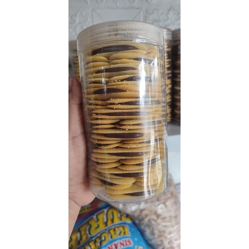 

LIDAH KUCING COKLAT Kemasan Toples 1000 ml