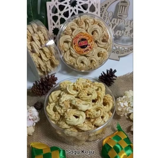 

KUE KERING SAGU KEJU by Kuker Alfin [500gr] /Kue Kering Sagu Keju Special Lebaran