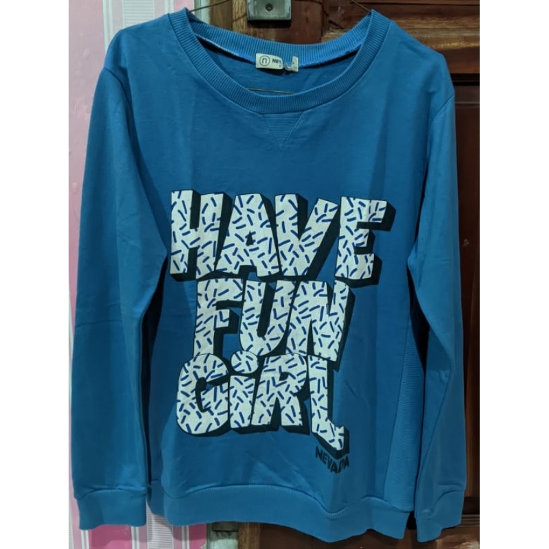 [PRELOVED]SWEATER NEVADA WANITA