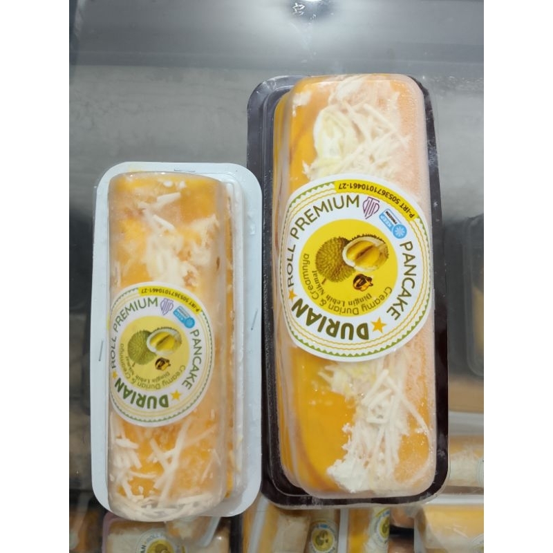 

pancake durian roll