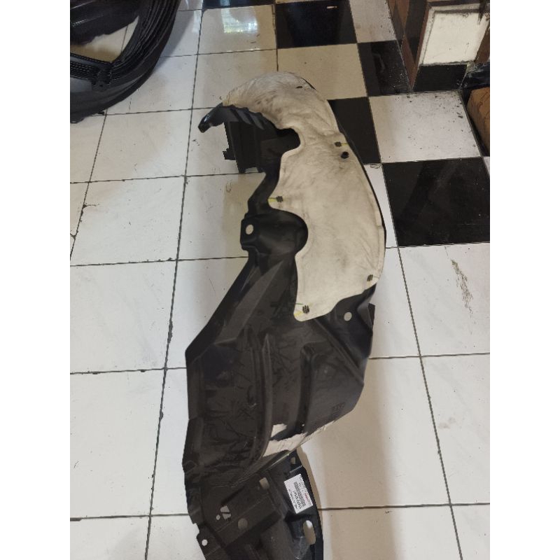 Linner Liner Fender Spakbor all new yaris 2018 up original