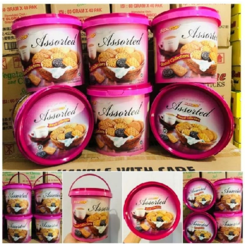 

TERLARIS BISKITOP ASSORTED BISCUIT COLLECTION NETTO 400GRAM/pink handle toples/KUE LEBARAN