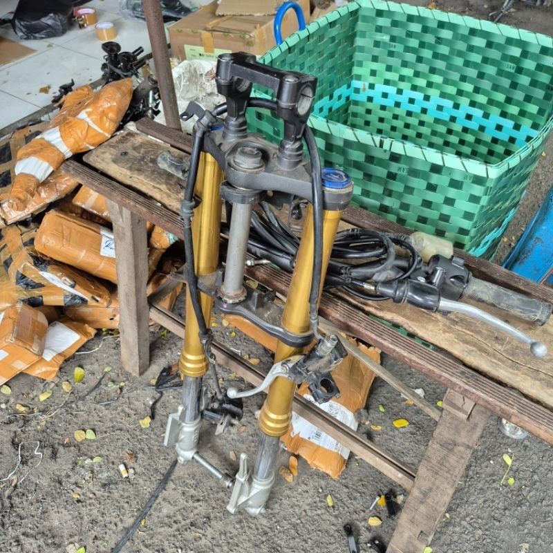 SHOCKBREAKER USD DEPAN FULLSET NEW CB 150R ORIGINAL