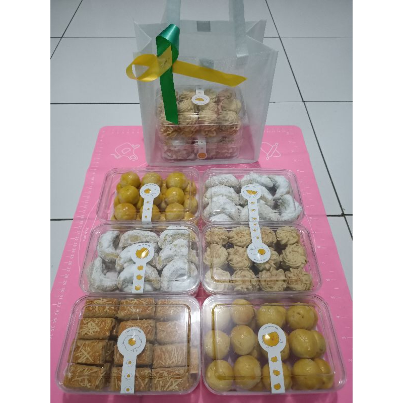 

Kastengel Keju Edam Cookies Kuker Butter 275g +-