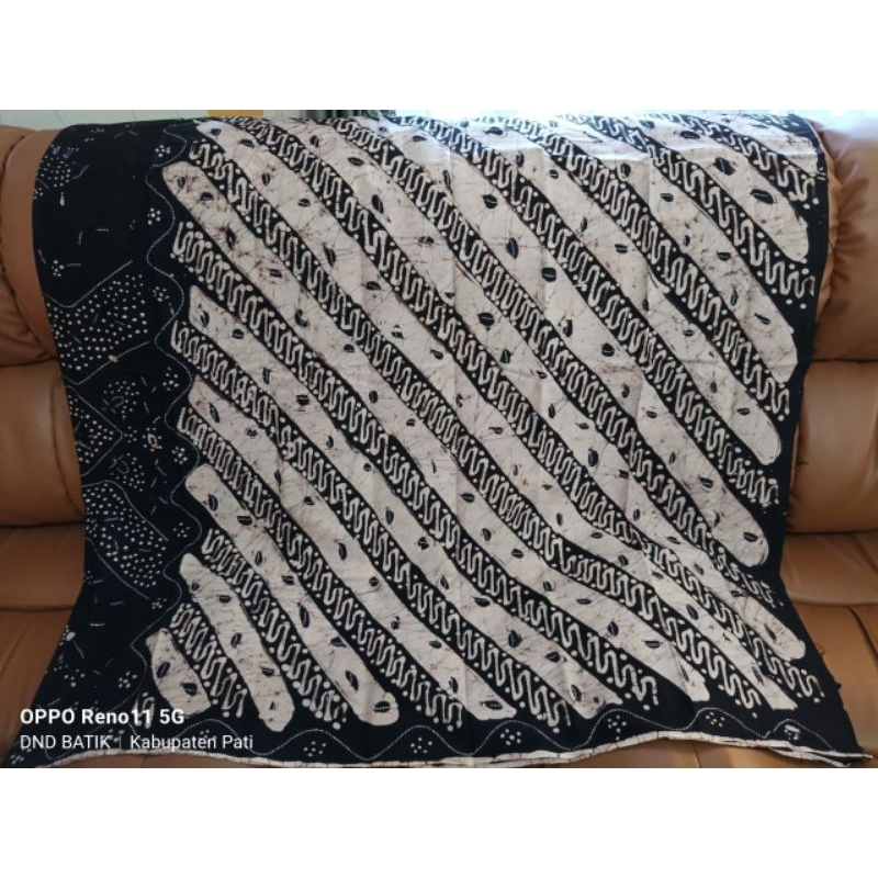 Sarung Batik Tulis Bakaran Pati