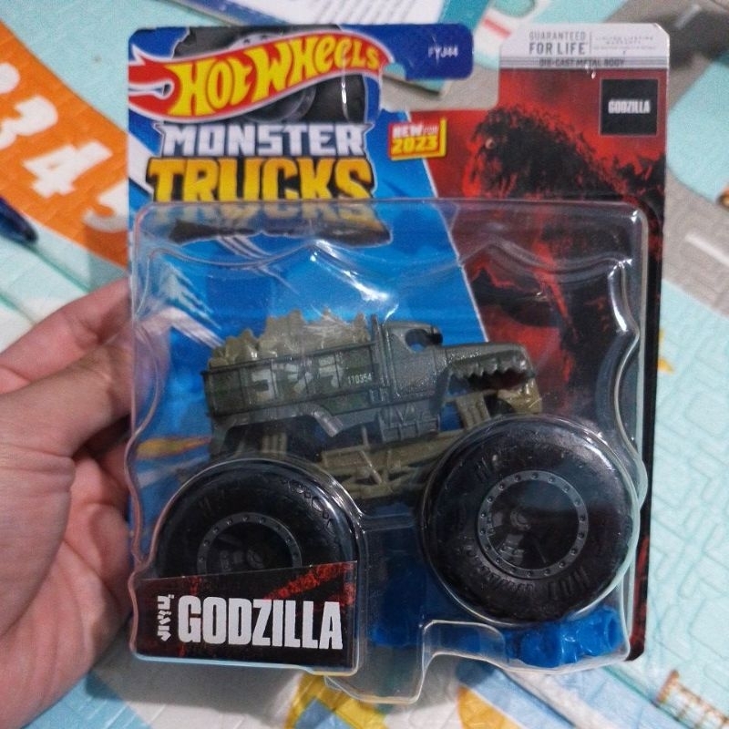 Hotwheels monster trucks Godzilla