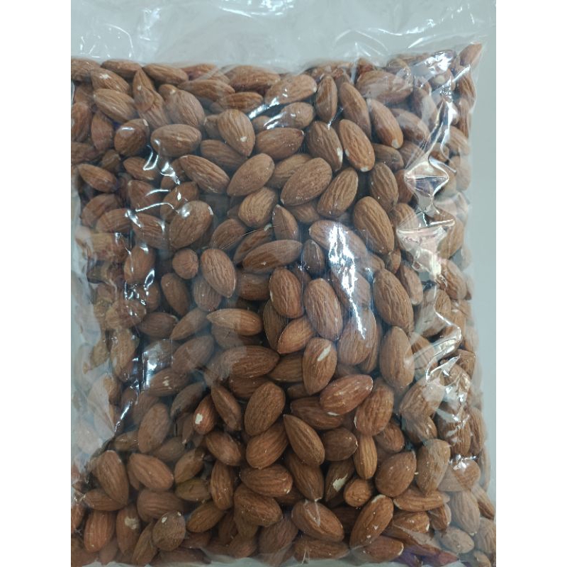 

KACANG ALMOND UTUH PREMIUM *MENTAH*