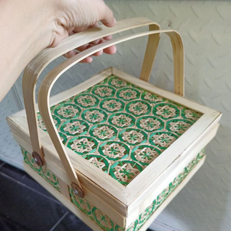 

box hantaran/box hampers/besek hantaran
