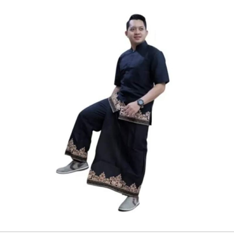 Baju koko setelan celana sarung motif tumpal hitam