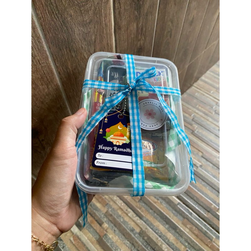 

HAMPERS ULANG TAHUN, MINI GIFT, GIFT BOX isi 5 Snack [Varian coklat]