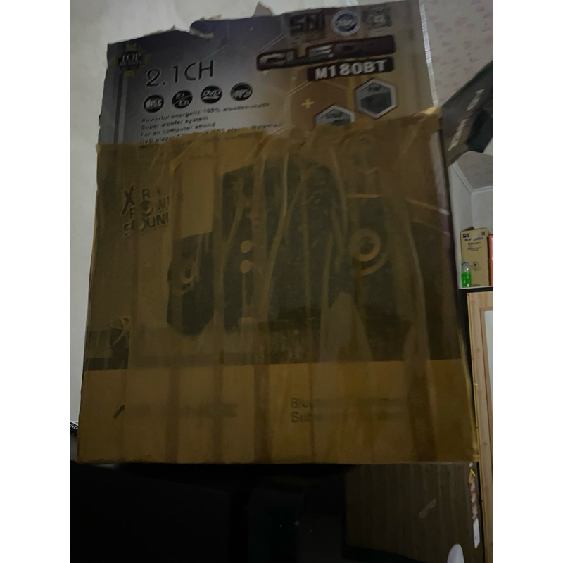 

jajanan random dan baju random
