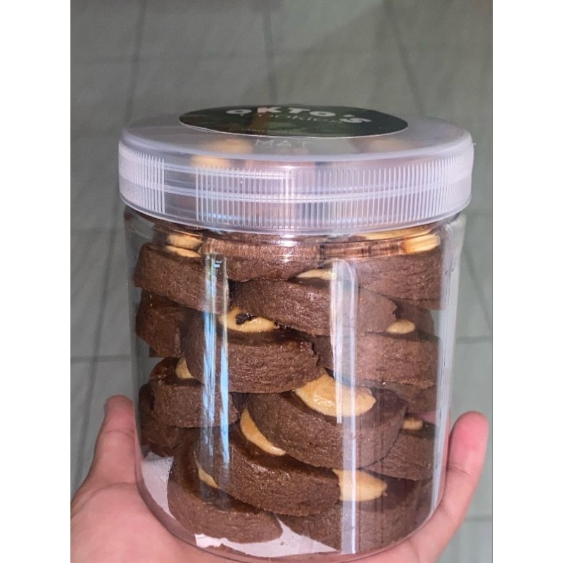 

CHOCO CASHEW COOKIES-KUE KERING