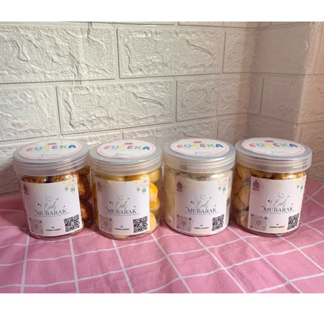 

Kue Kering Lebaran / Nastar / Palm cheese cookies / snow cookies / kue soes kering