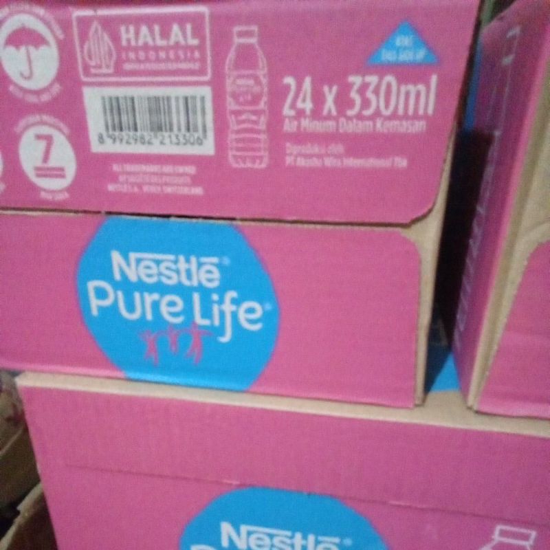 

minuman air mineral pure nestle 330ml @24