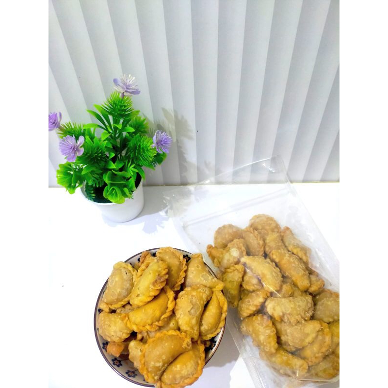 

Pastel abon mini kering homemade