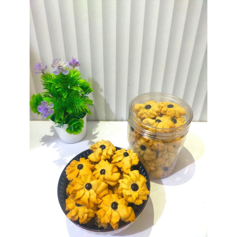 

Semprit kue lebaran homemade enak