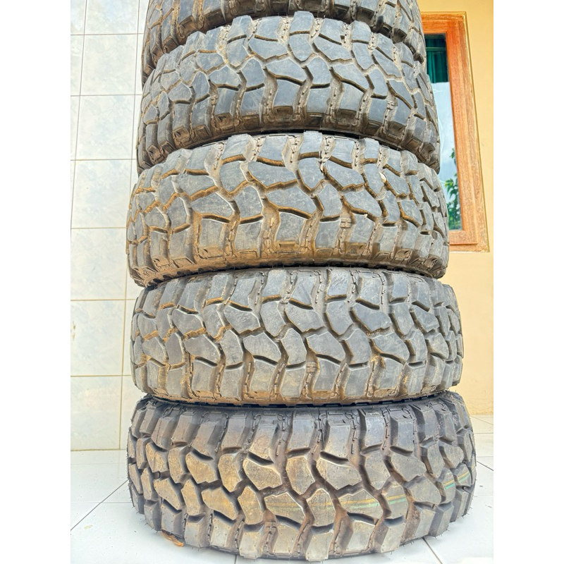 GT Radial 235/75 15 MT