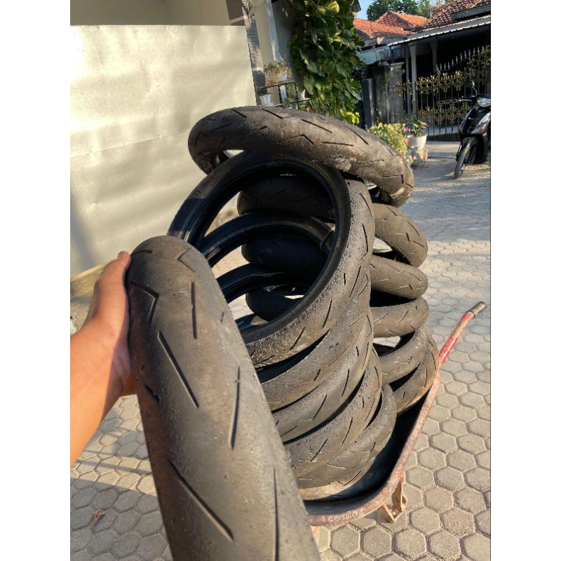 Ban ex race 1x pakai Fireli Diablo ROSO Corsa ll ring 17 100/80 kondisi 96/99%