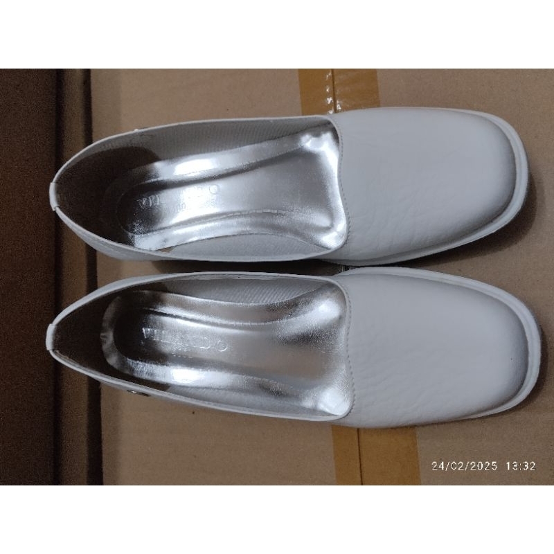 pantopel vilando 4001 putih hak 3cm