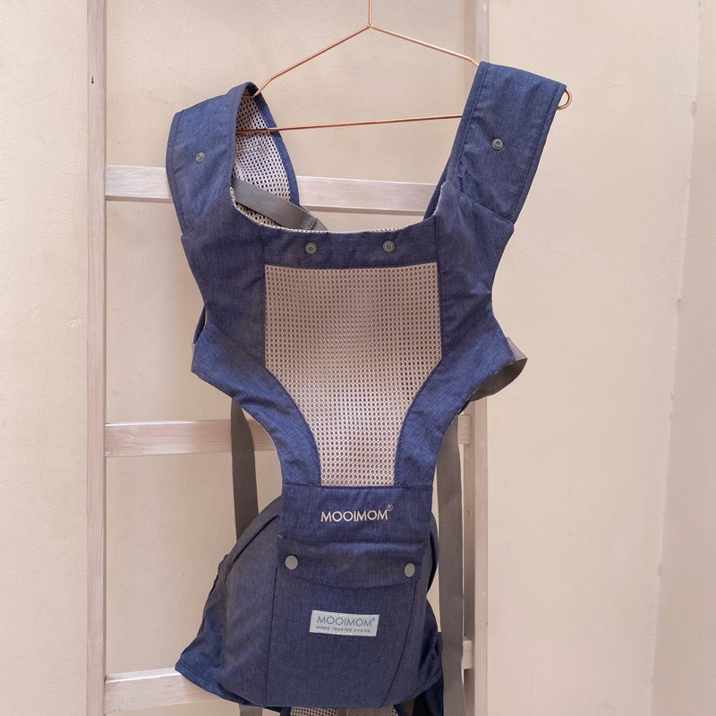 [PRELOVED like New] Hip Seat Gendongan Bayi Anak merk Mooimom