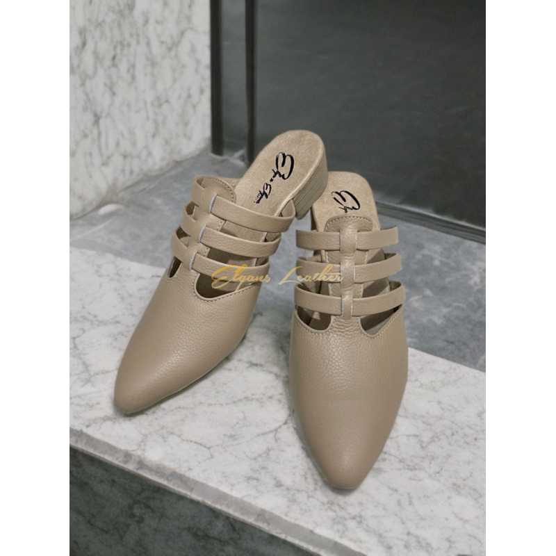 Bustong Kulit Wanita Garut