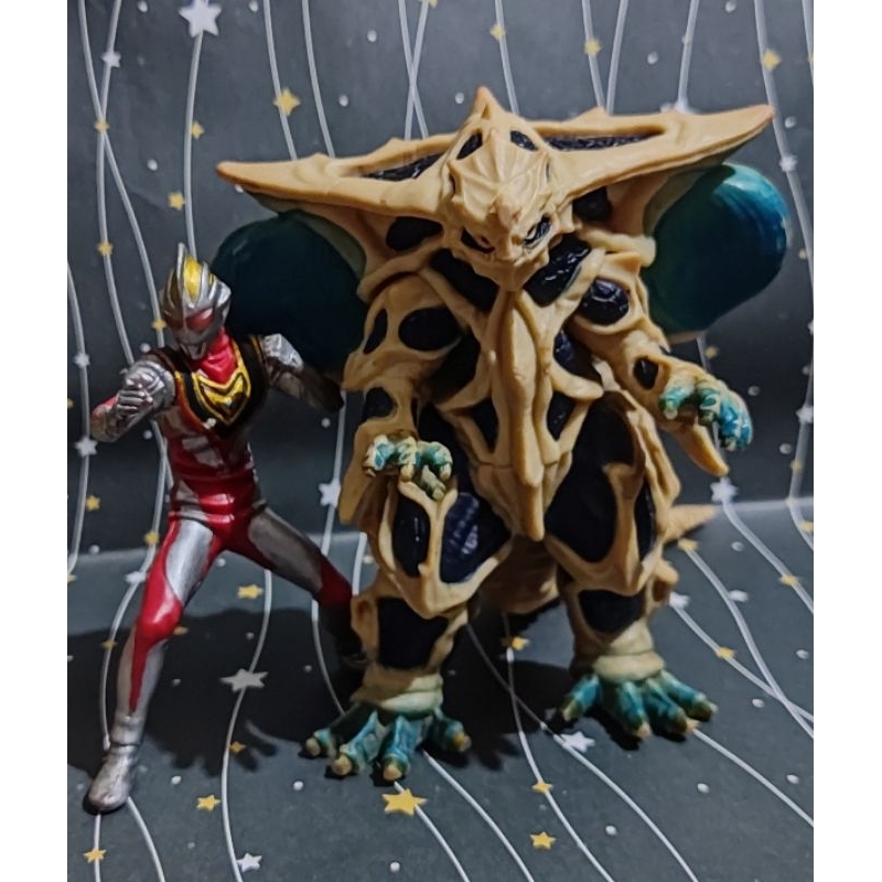 action figure kaizu geranda baandai dan ultraman set