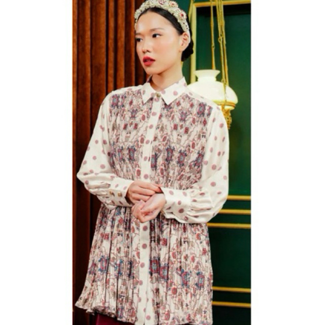 BENANG JARUM SWARNADWIPA PLEATED SHIRT