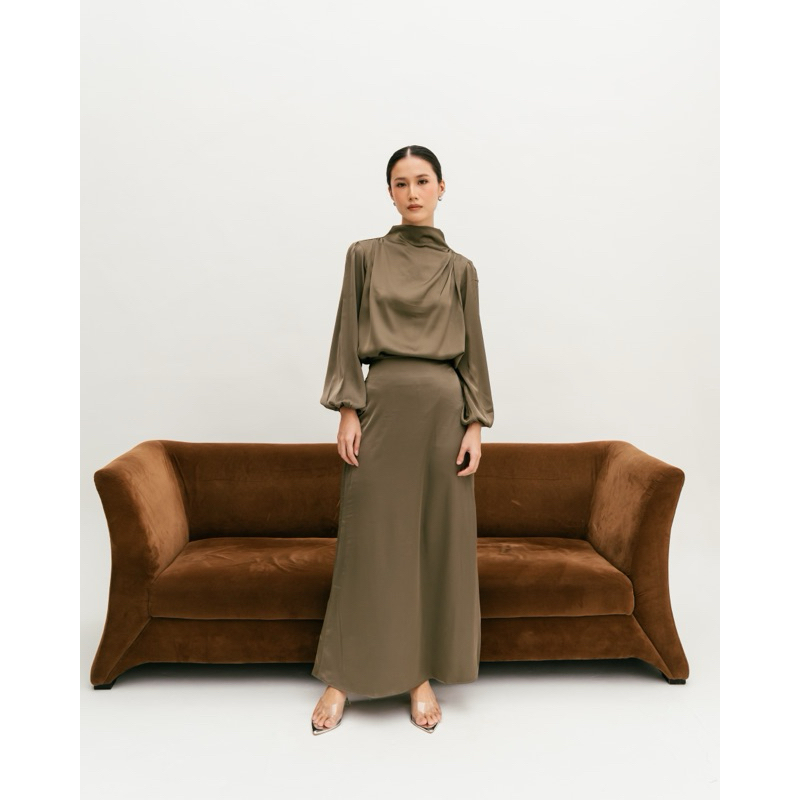 Natia Set Long Skirt One Set Silk Lebaran Eid Collection Wanita Setelan Rok Silk One Set Skirt Silk