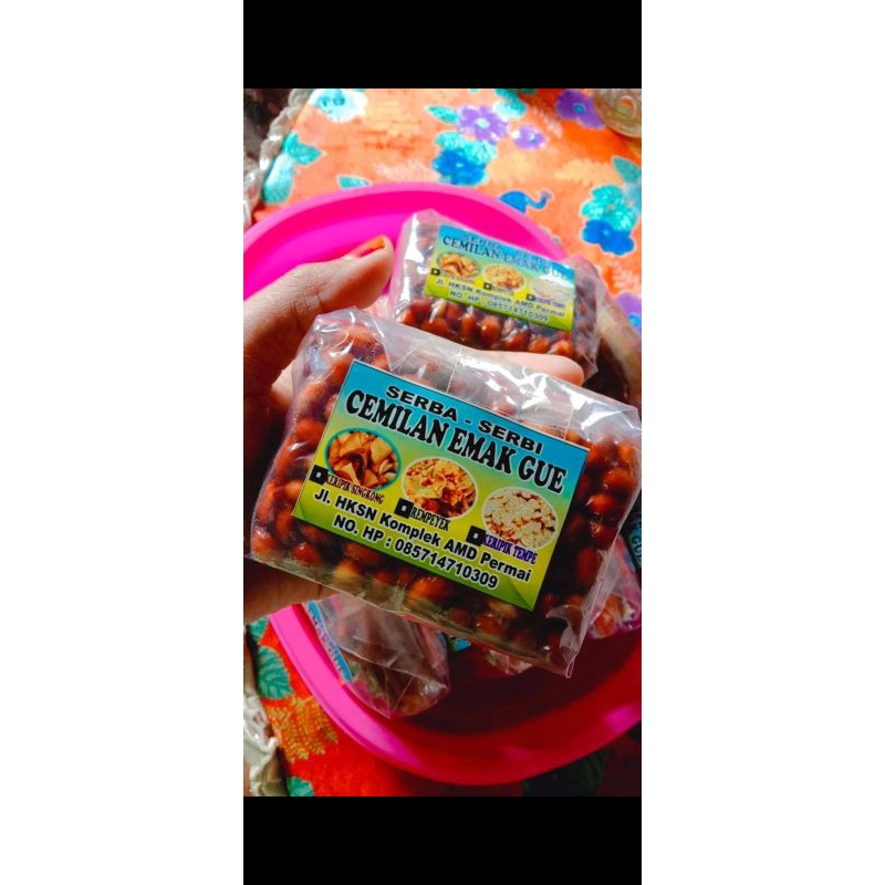 

kacang balado pedas manis(1 pack isi 10 pcs)