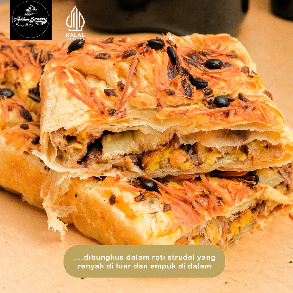 

Banana Strudel Coklat Keju Arkhan Bakery