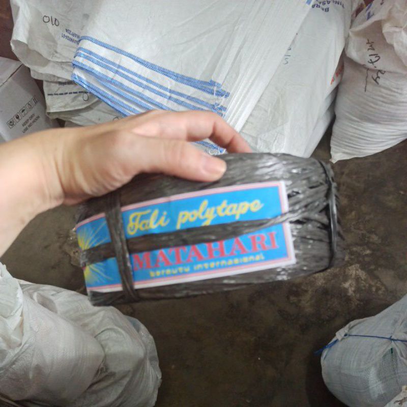 

(ecer) tali hitam tali plastik cap matahari 4kg
