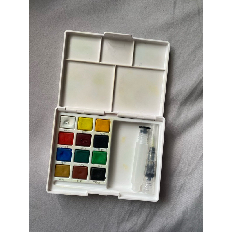 

Perloved KOI Water Color 12 Warna