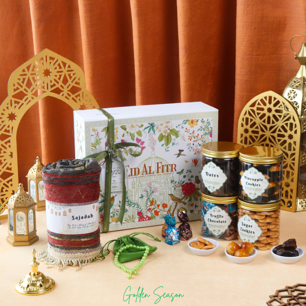 

Hampers Ramadan Kue Kering Kurma Sajadah Import - Parsel Idul Fitri - Hampers Lebaran Premium