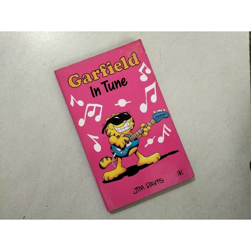 Komik Garfield In Tune (In English), karya Jim Davis