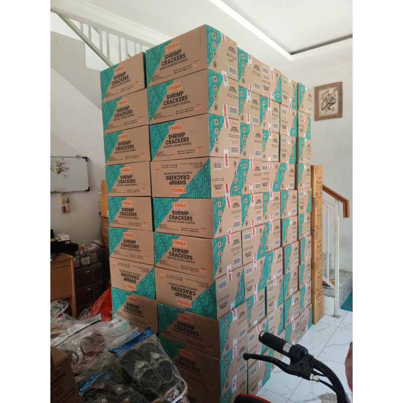 

QH (Exp. Nov 2025) Finna Kerupuk Udang Siap Makan 1 Dus/Shrimp Crackers Matang 120Pc