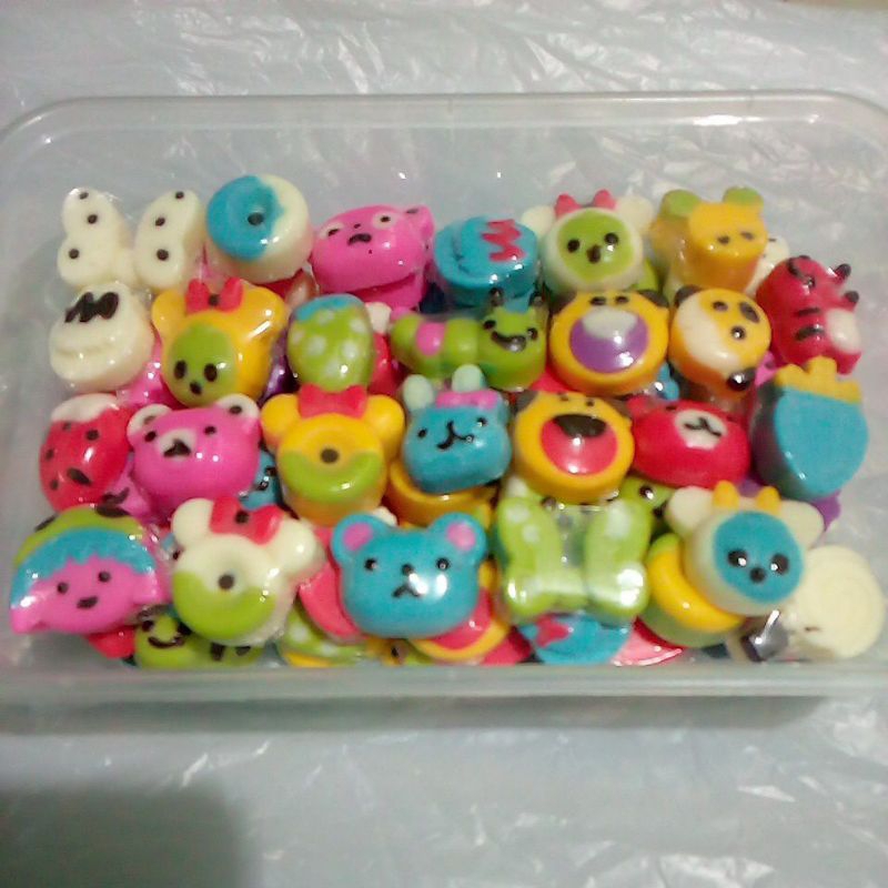 

cokelat karakter mini isi 100