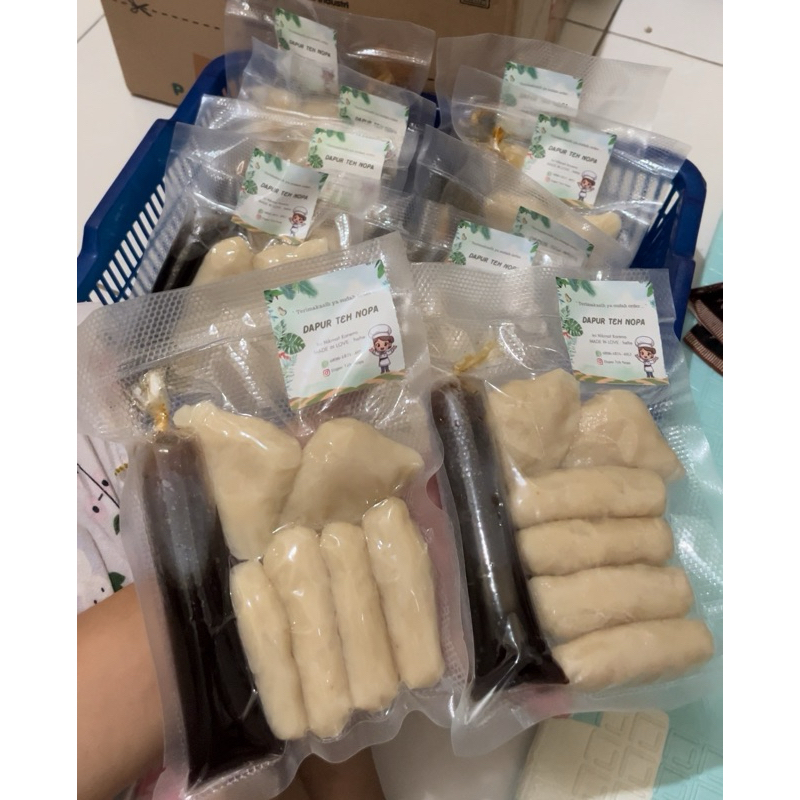 

Pempek Tenggiri Teh Nopa