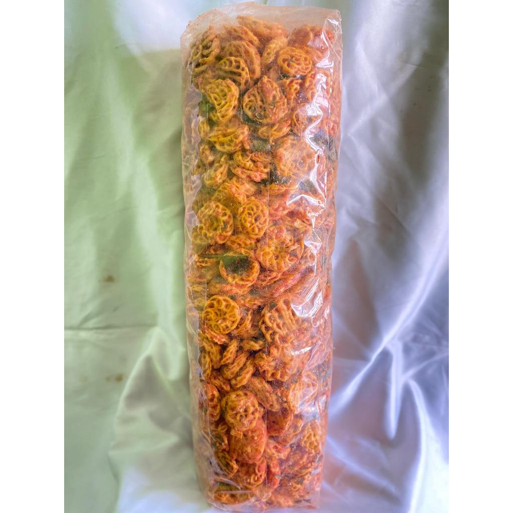 

KERUPUK SEBLAK RAFAEL KERING DAUN JERUK 1 BALL 1.6KG MAKANAN RINGAN